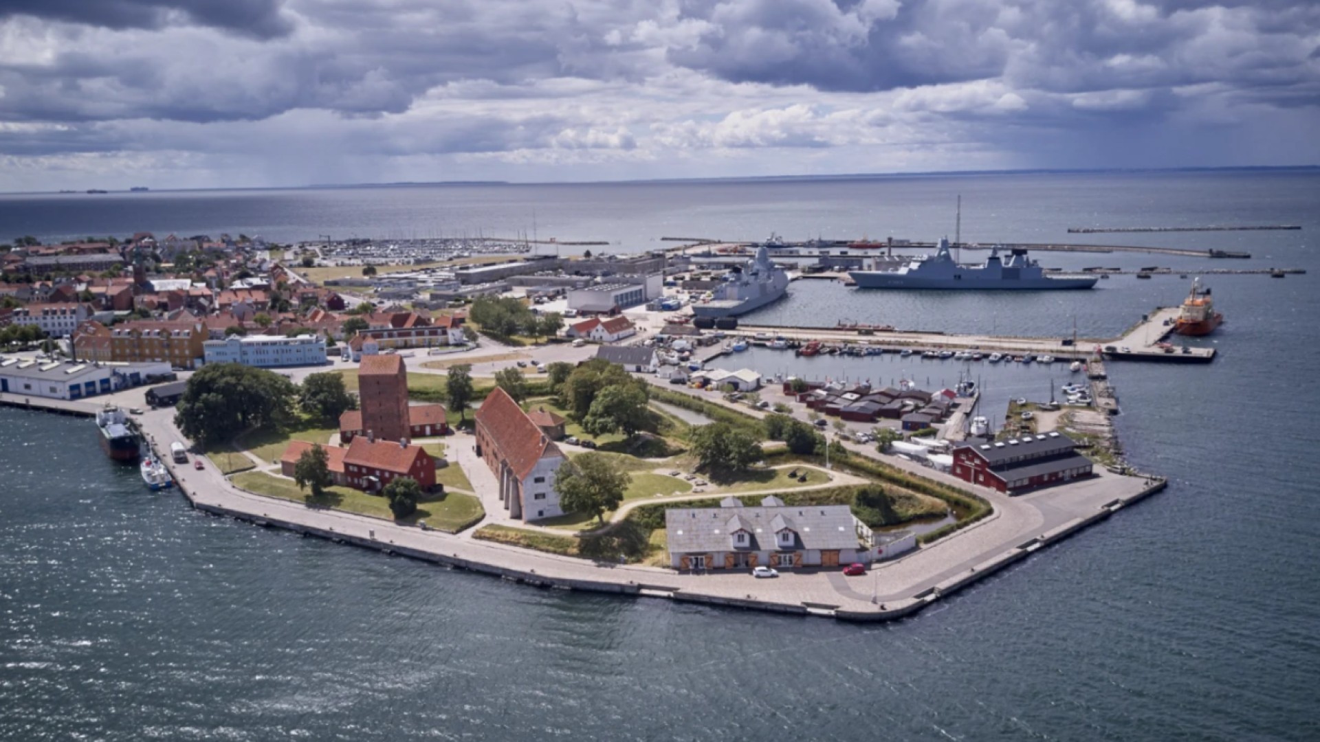 Kom på gåtur og hør om Korsørs fremtid | TV2 ØST