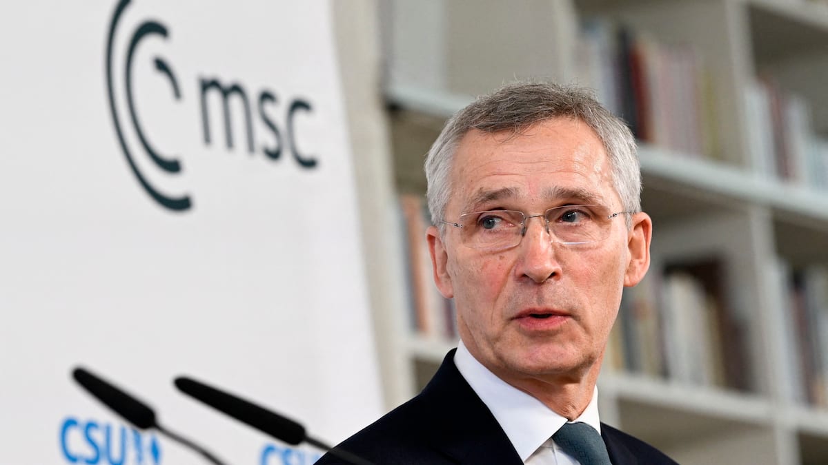 Stoltenberg dropper international toppost