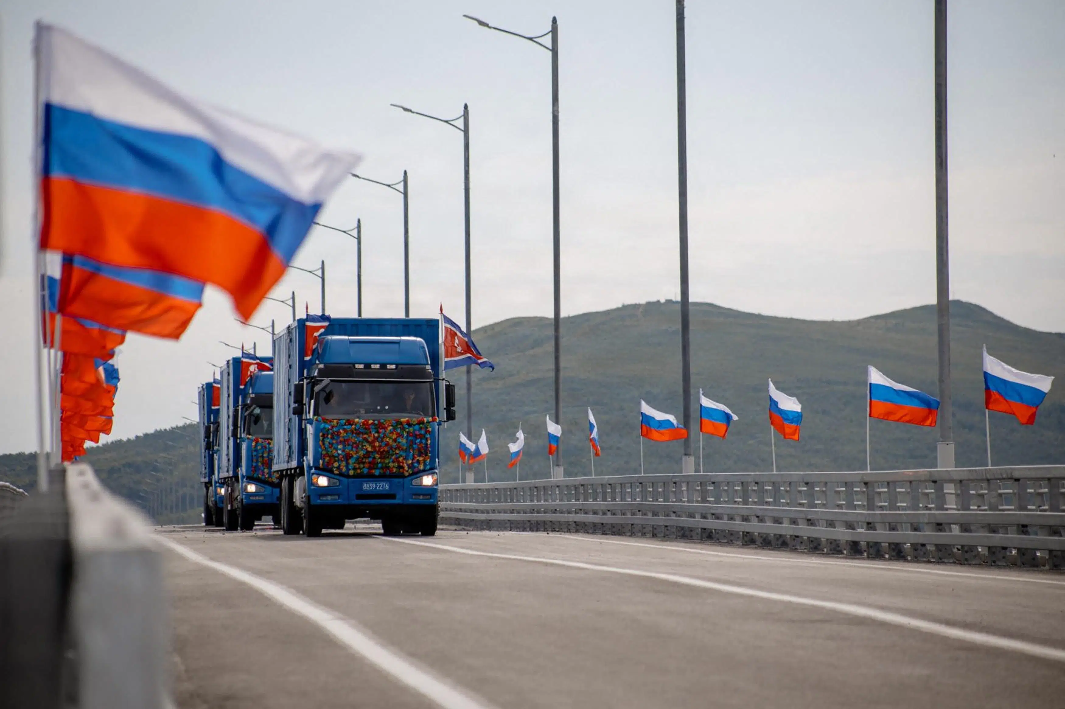 Rusland og Nordkorea indvier første vejbro over fælles grænse | Internationalt | Samfund | Berlingske