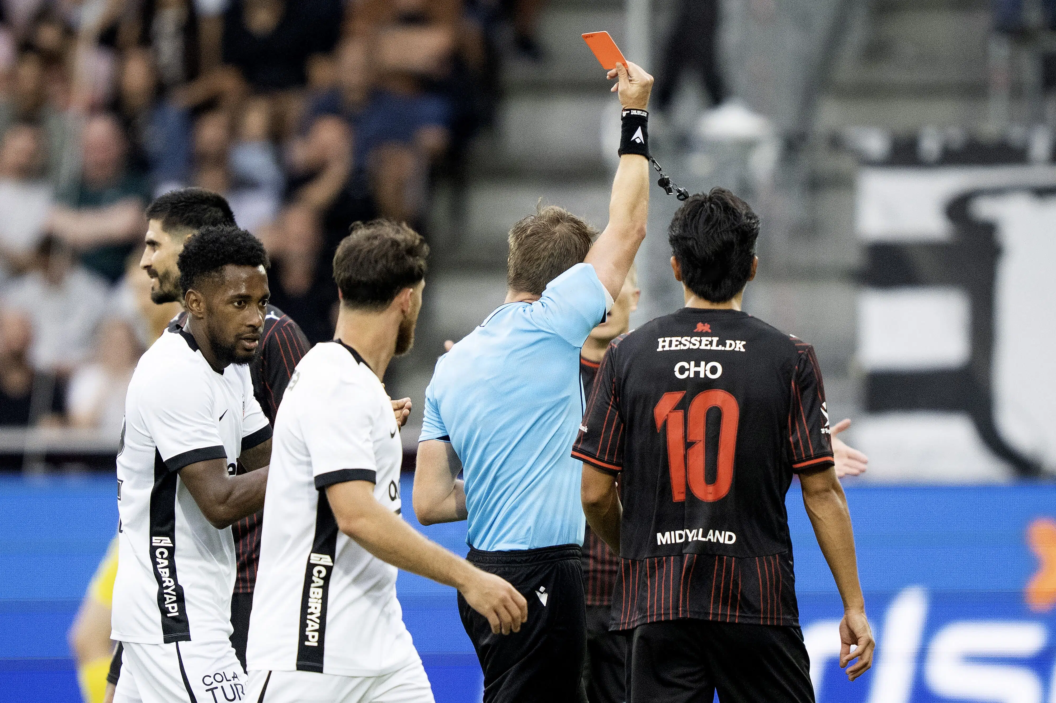 FCM'ere ærgrer sig over 100 minutter i undertal mod Besiktas | Sport | Berlingske