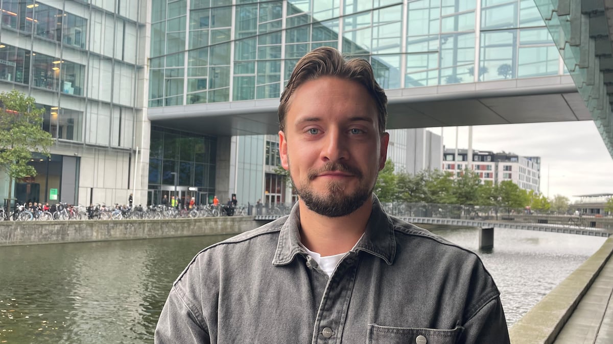Oliver skulle være startet i praktik i går, men børneattest-kaos spænder ben: 'Det kan blive kritisk'