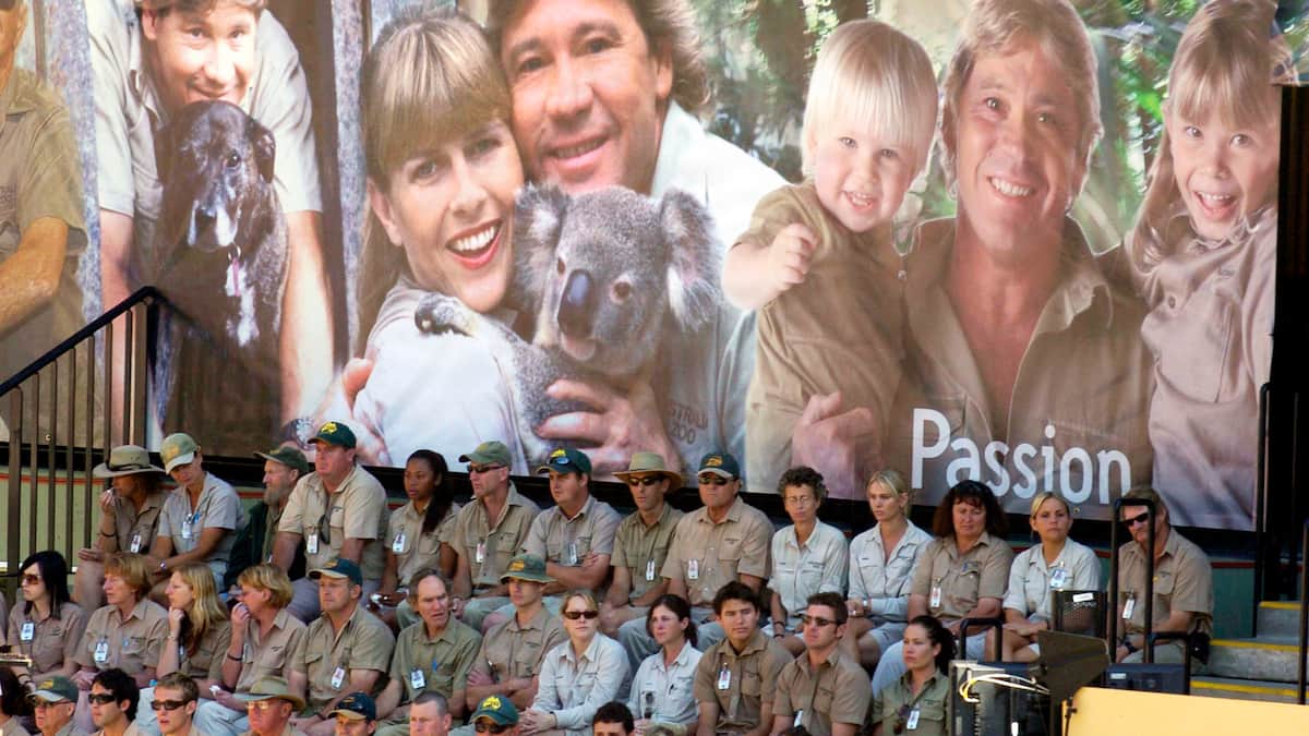 Krokodillejægeren døde for 20 år siden - men gennem sine børn lever Steve Irwin videre | Udland | DR