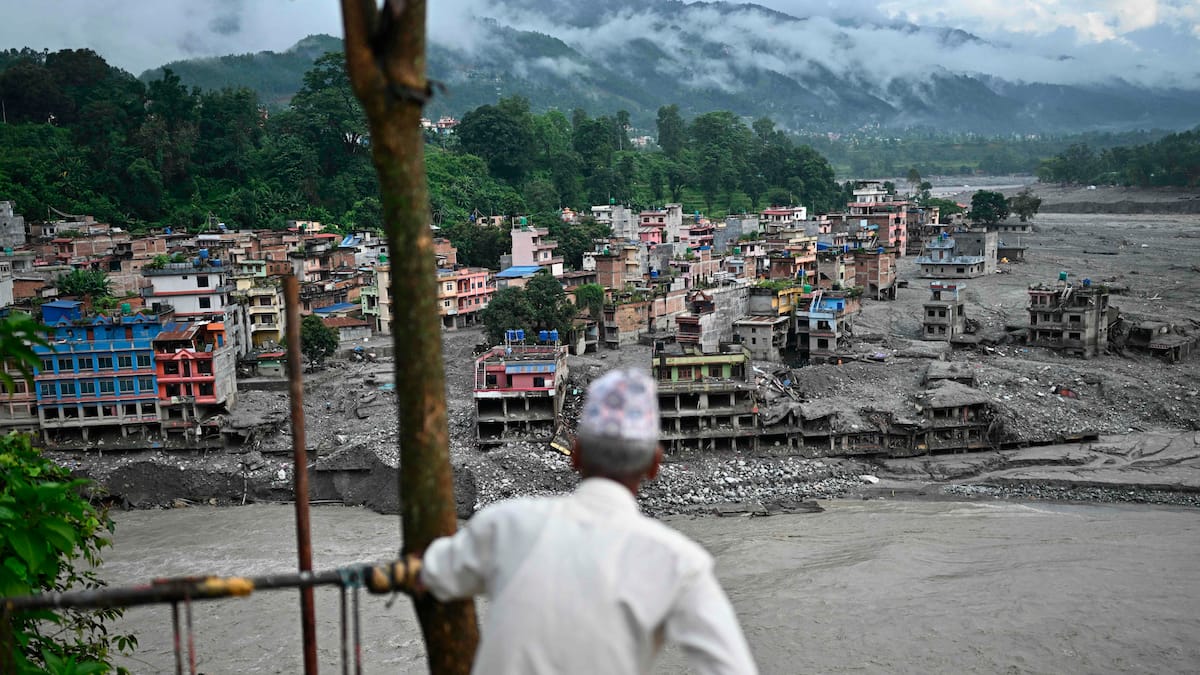 Et bjerg kollapsede og udløste katastrofe i Nepal – nu peger forskere på klimaforandringer