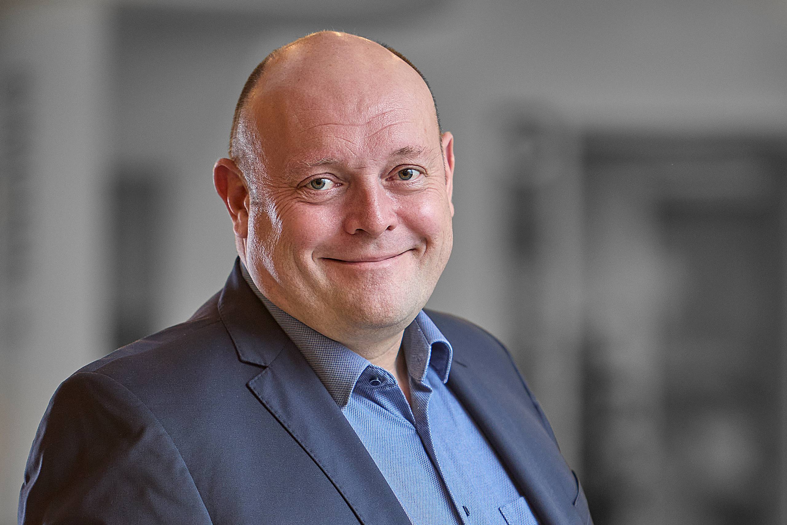 Traktor-Troels får en makker, der kan bugsere Venstre fri af mudderet - Din Avis