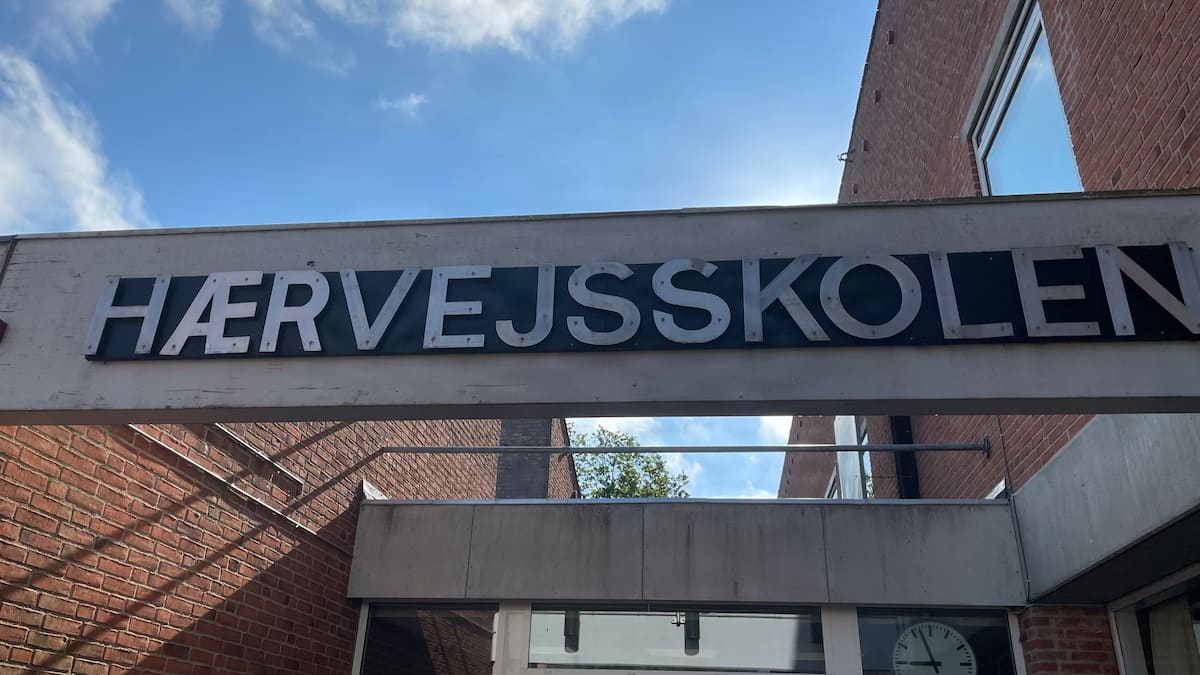 Skoleleder oplever udfordringerne i folkeskolen: 'De, der har svært ved det, klarer sig dårligere'