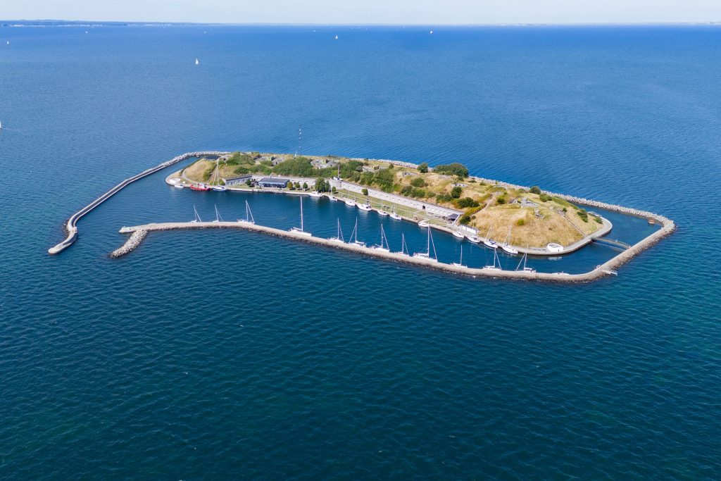 Sænker prisen med 33 millioner: Nu kan du købe københavnsk ø på tilbud