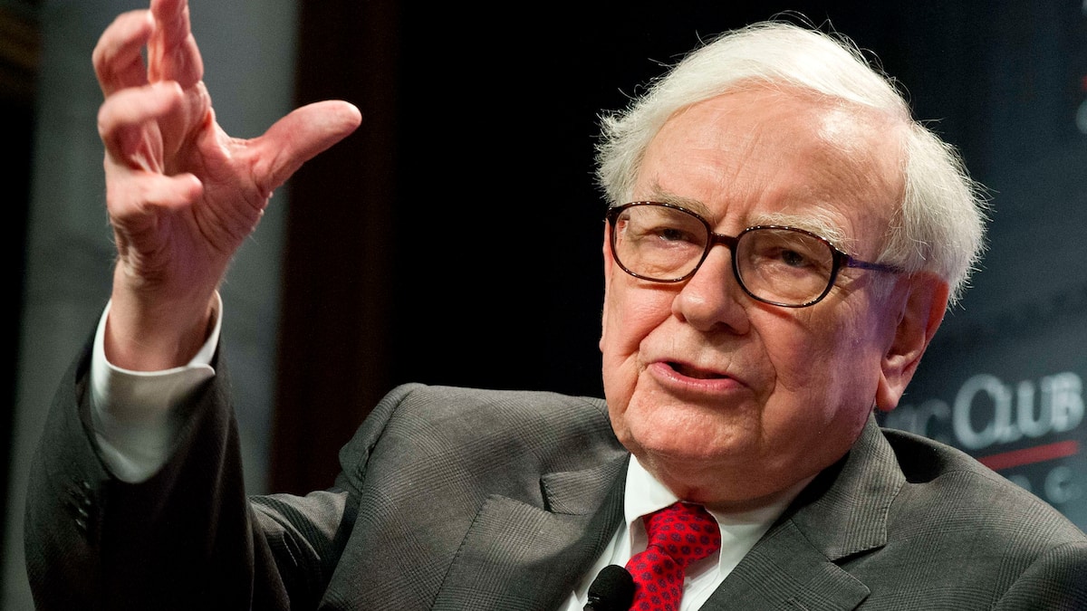 Warren Buffett træder tilbage