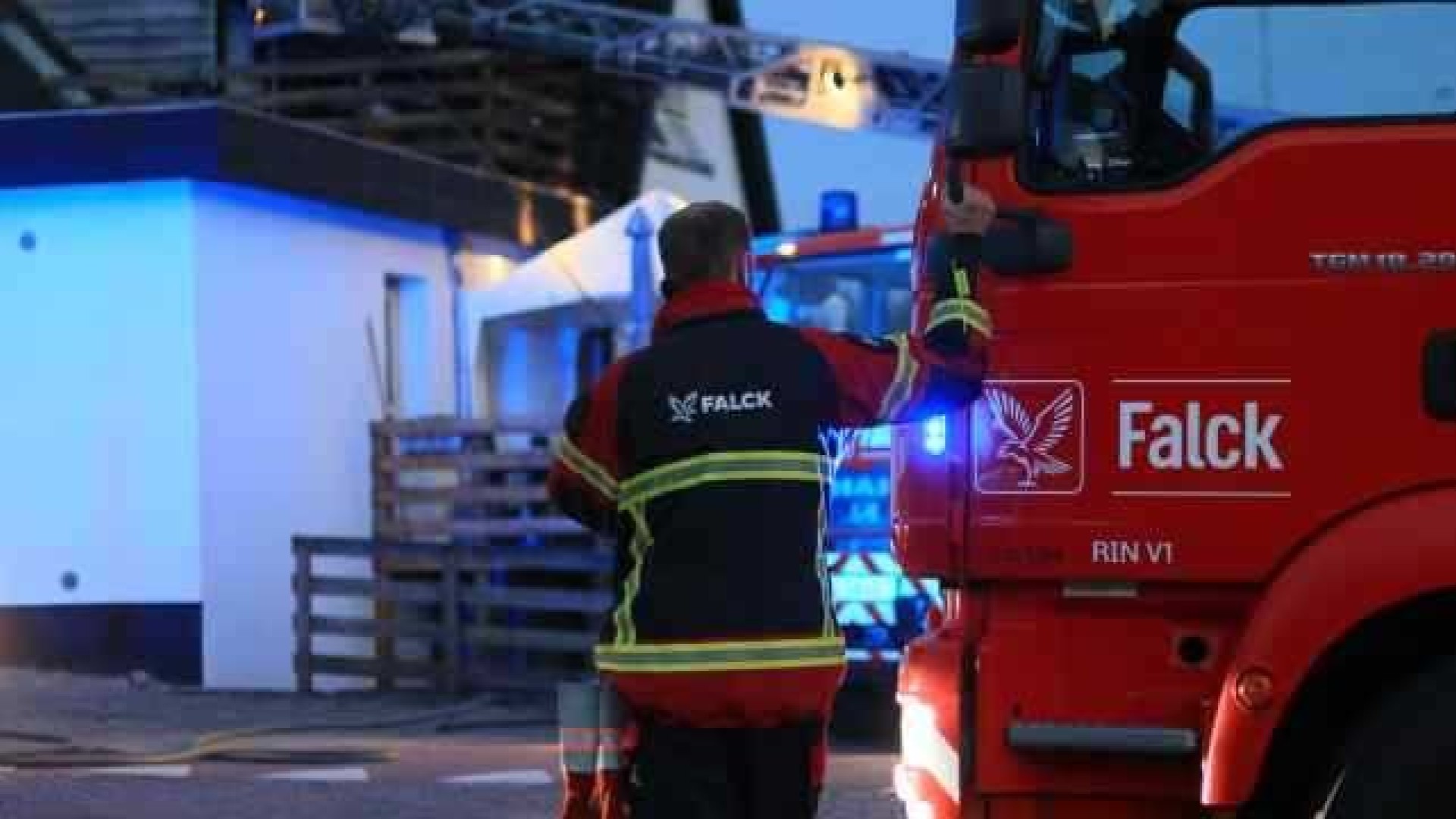 Beboer tilset af ambulancefolk efter brand i centrum | TV 2 Fyn | Fynske nyheder - lokalt hver dag