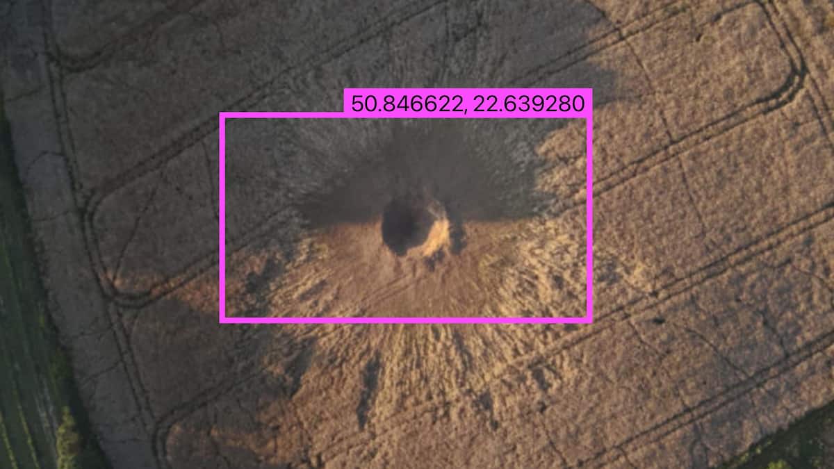 Luftfoto af krater florerer - sådan har vi forsøgt at verificere | Udland | DR
