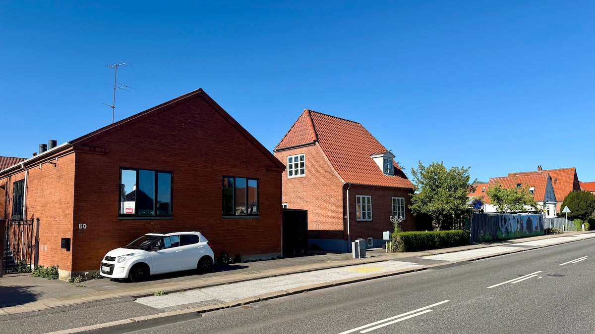 Skud med automatriffel mod rockerborg koster ti års fængsel