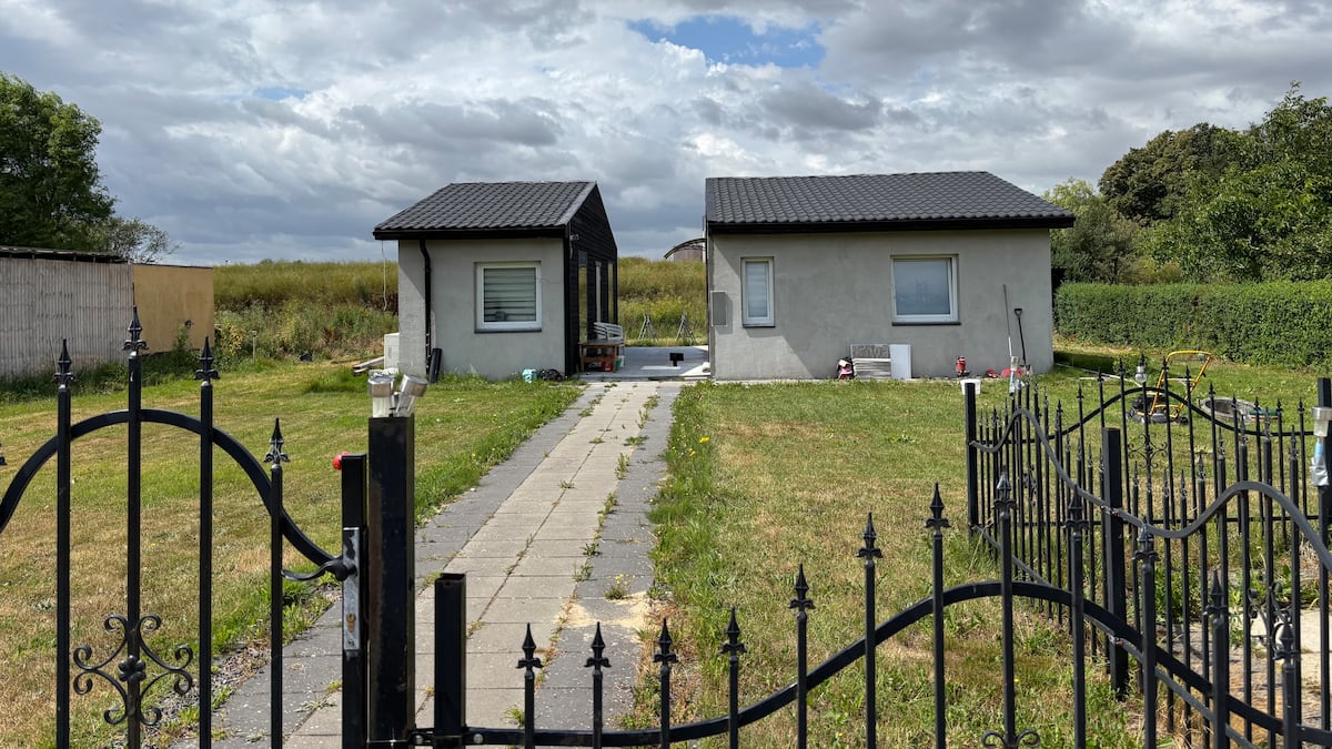 Så! Huset er skåret midtover, og nu er det lovligt