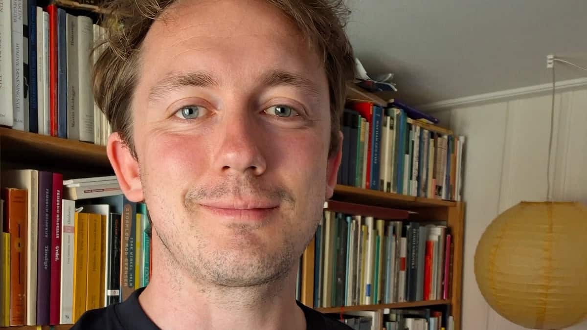 Præster dropper præstekjolen og går med i Viborg Pride | Indland | DR