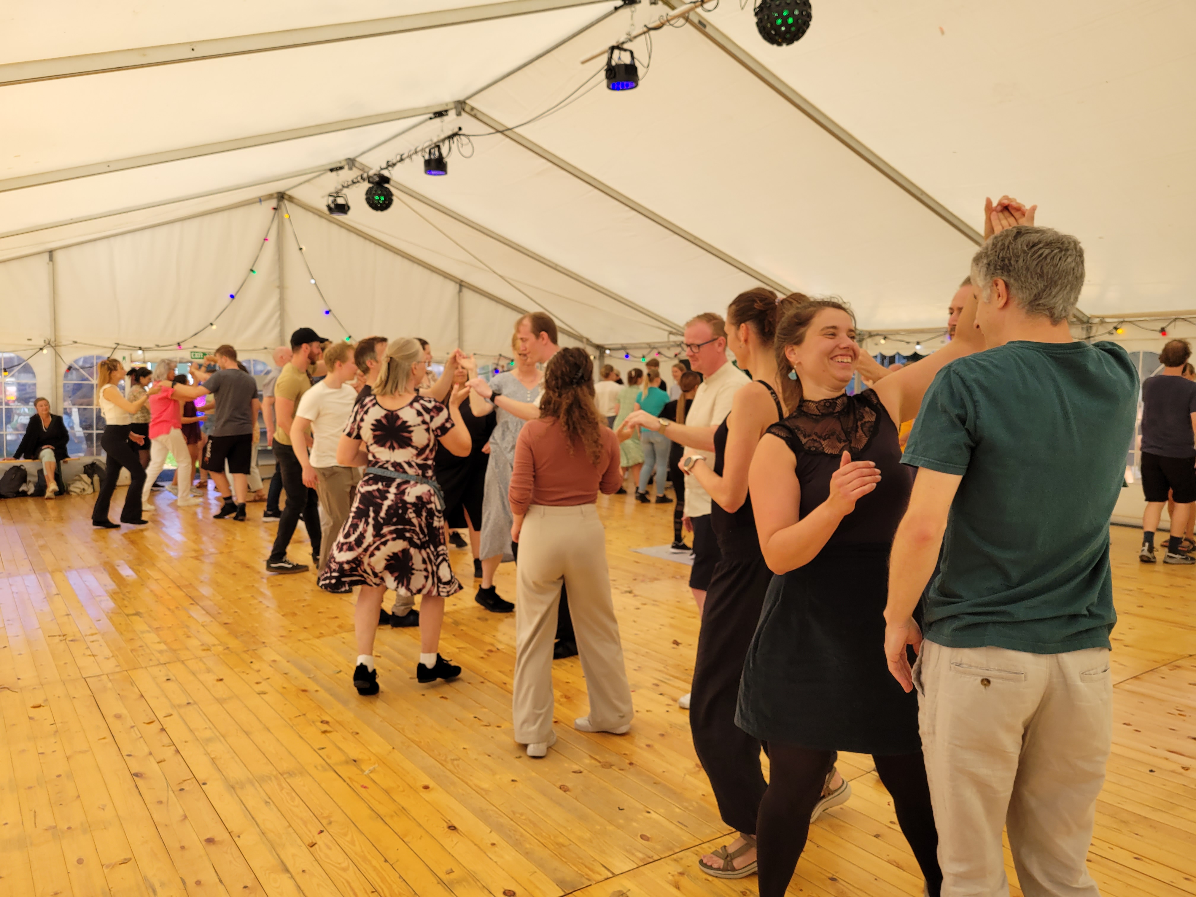 West Coast Swing - intro og social dans med West Coast Swing Aarhus