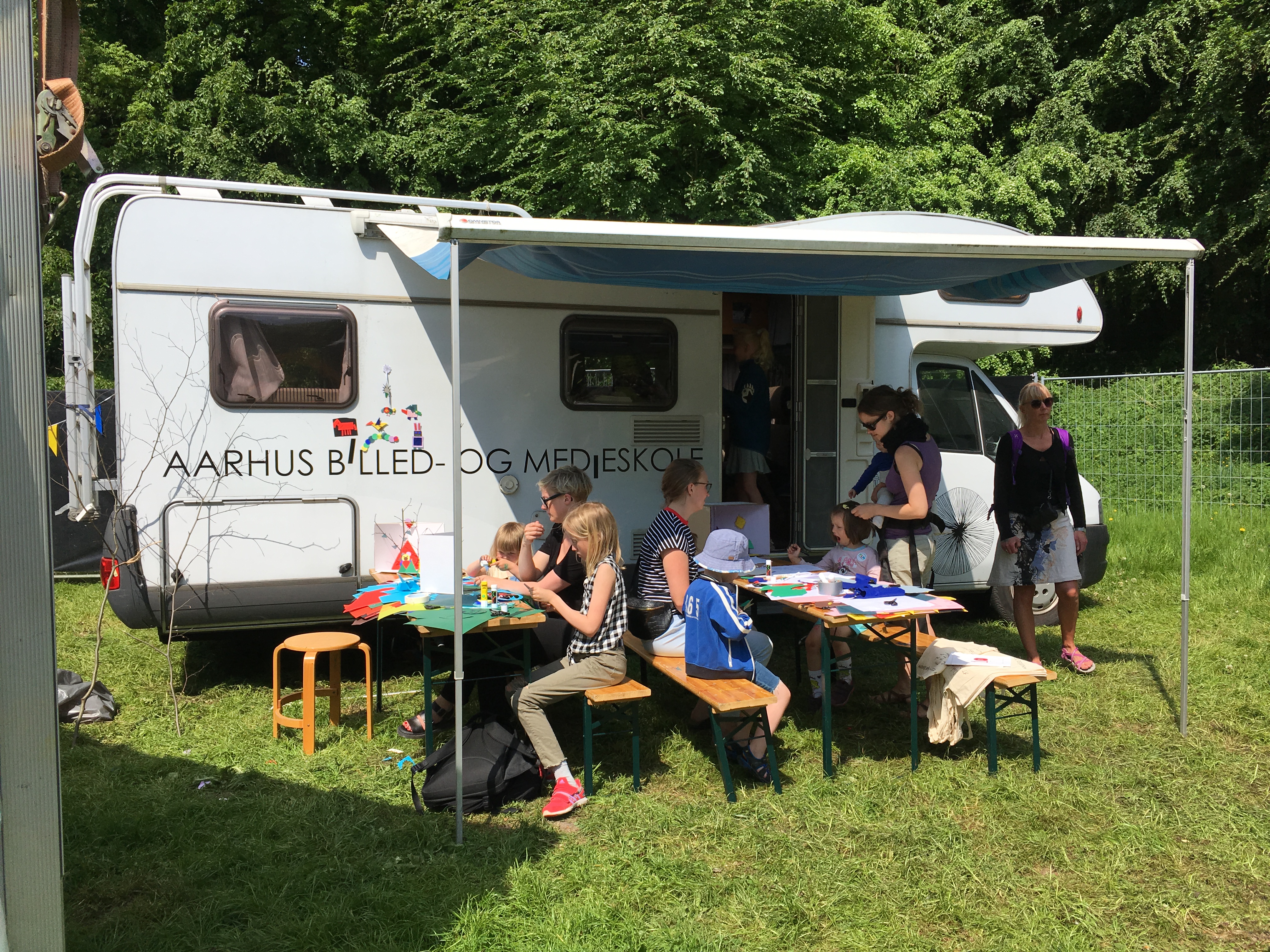 Kunstcamperworkshop: Tegning, grafisk tryk og cyanotypi